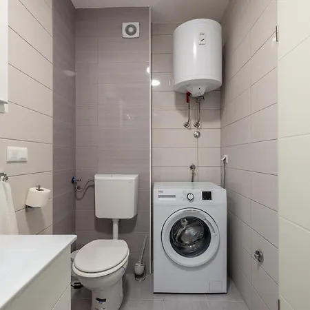 Cosy Terrano -free Private Parking Apartamento